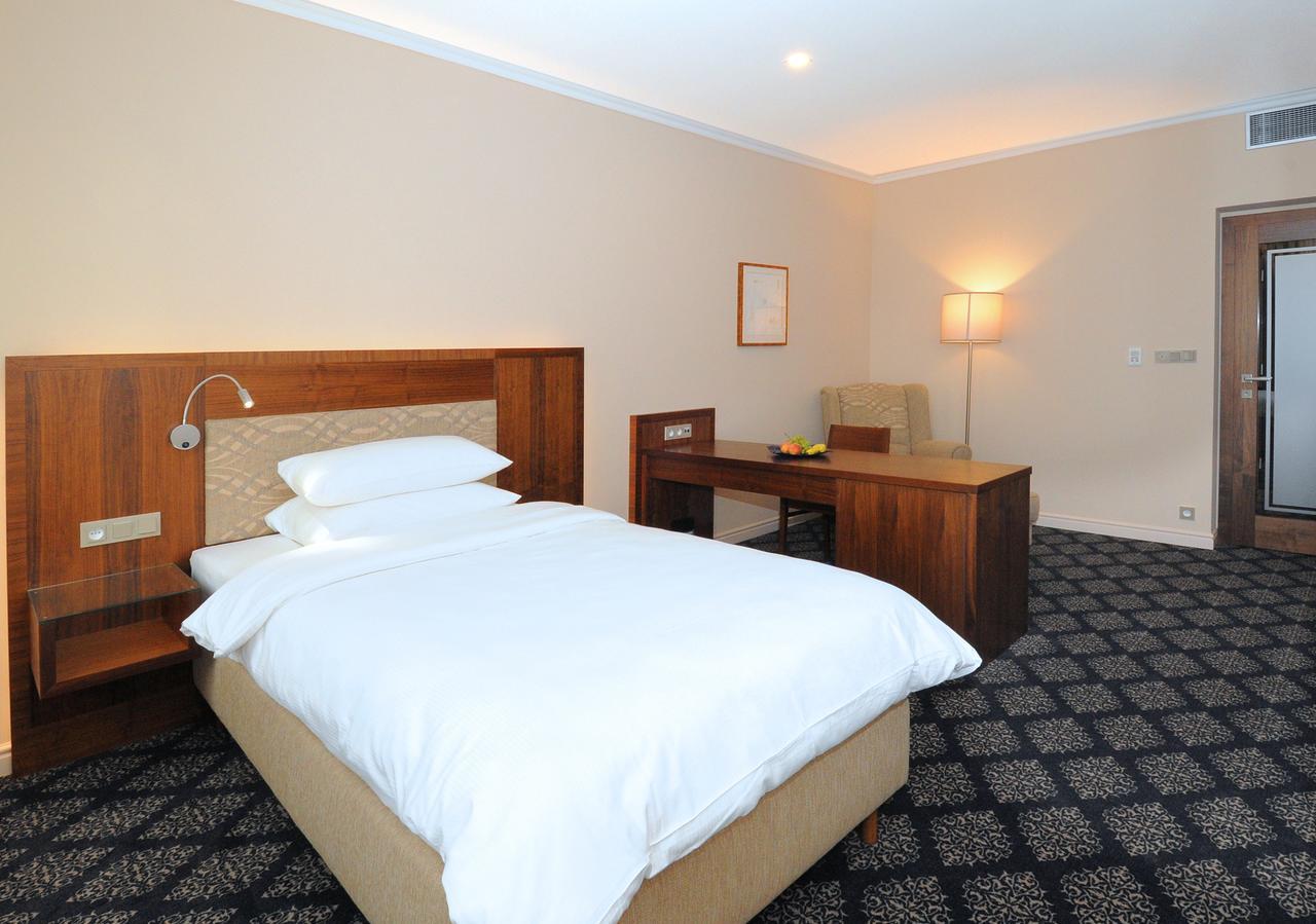 Hotel Kramer Опава Екстер'єр фото