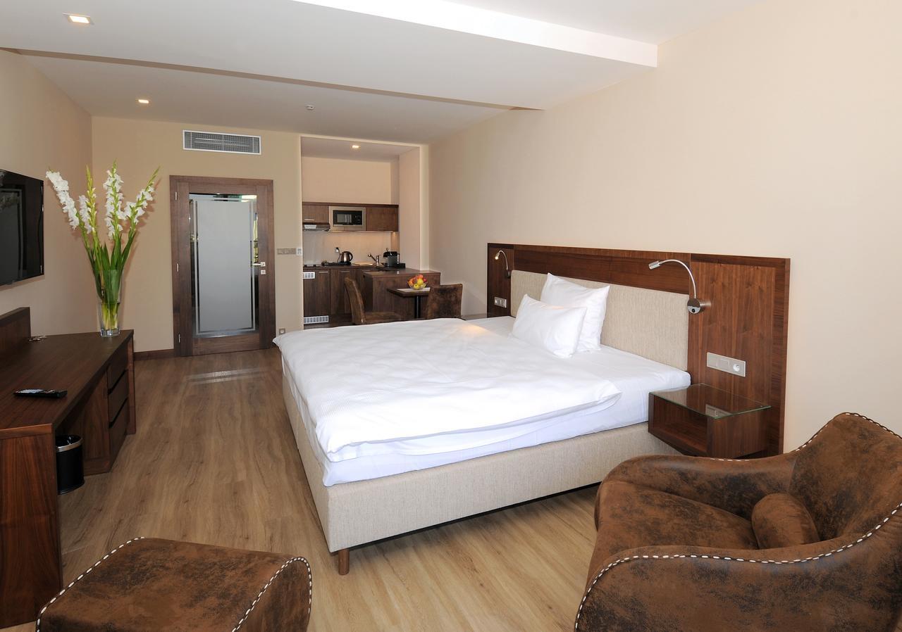 Hotel Kramer Опава Екстер'єр фото
